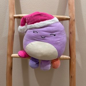 Squishmallow: purple octopus w/ Santa hat